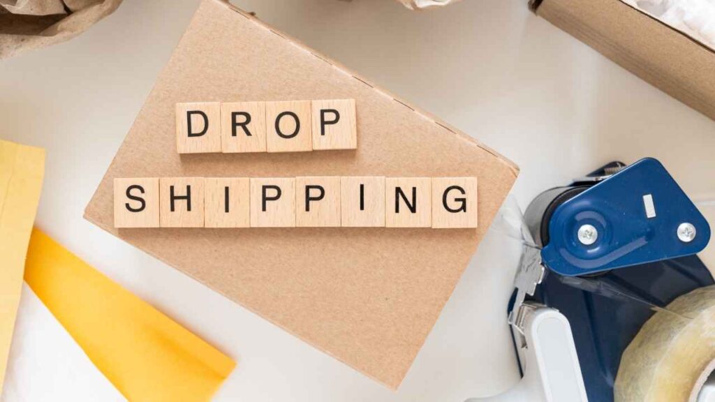 How dropshipping works